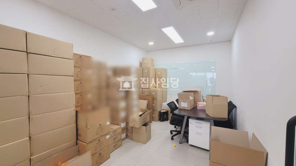 경기 안양만안구 안양동 안양아이에스BIZ타워센트럴동 안양IS비즈 전용33 급매 실사진有 인테리어 훌륭 조망권 최상 매매 매물번호 10007 사진 6