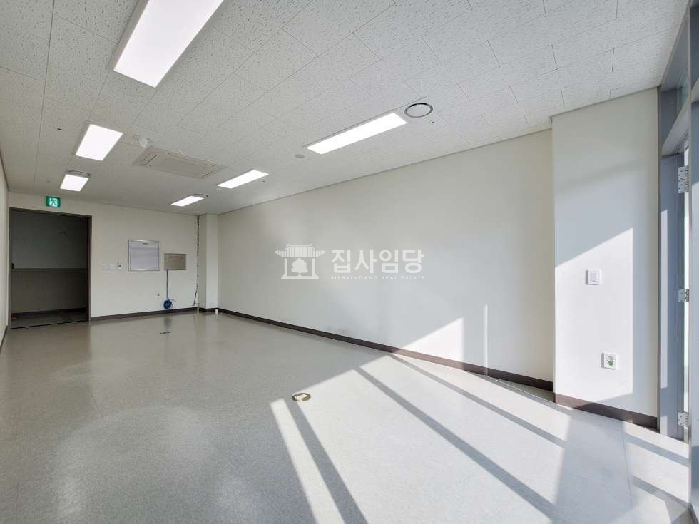 경기 안양동안구 관양동 1동 에이스하이테크 실사진有 전용11 소형평수 사무실 매매 매매 매물번호 10017 사진 6
