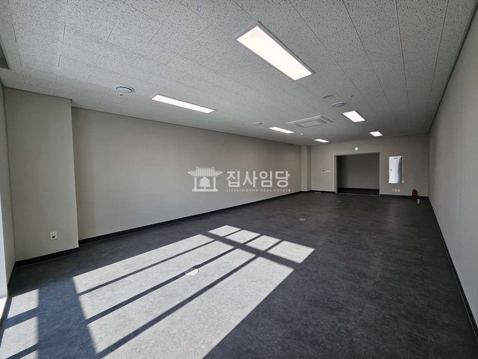 경기 안양동안구 관양동 LDC 전용39 실사진有 에어컨 인테리어 협의가능 저렴한 임대 월세 매물번호 10035 사진 3
