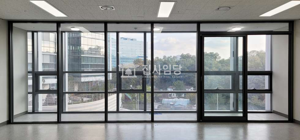 경기 과천시 갈현동 상상자이 전용35 완전 급 매물 쾌적한 전망 깔끔한 신축 매매 매물번호 10058 사진 6