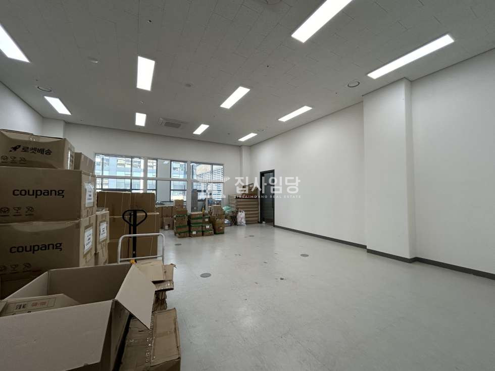 경기 안양만안구 안양동 안양아이에스BIZ타워센트럴동 안양IS비즈 전용25 도어투도어 시스템에어컨 매매 매매 매물번호 10067 사진 1