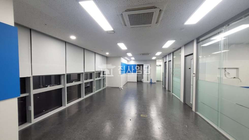 경기 안양동안구 관양동 금강펜테리움IT타워동 금강 실31 룸 탕비실 코너호실 전망 굿 매매 매매 매물번호 10083 사진 1