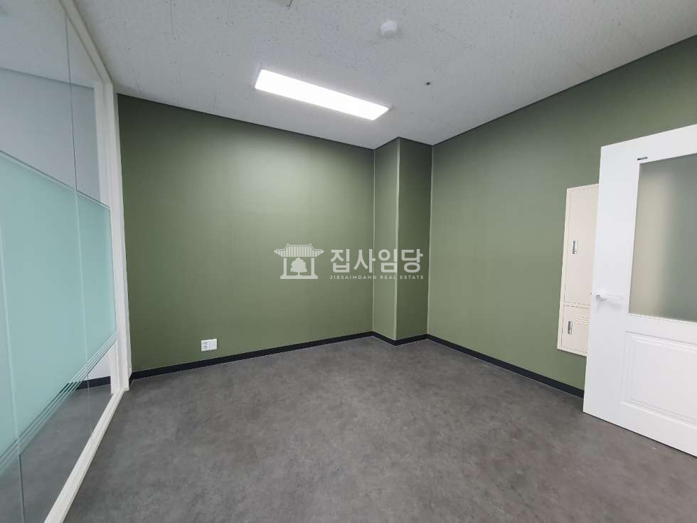 경기 안양동안구 호계동 데시앙 저렴 매매 전용28 풀인테리어 룸2개+사장실 매매 매물번호 10091 사진 3