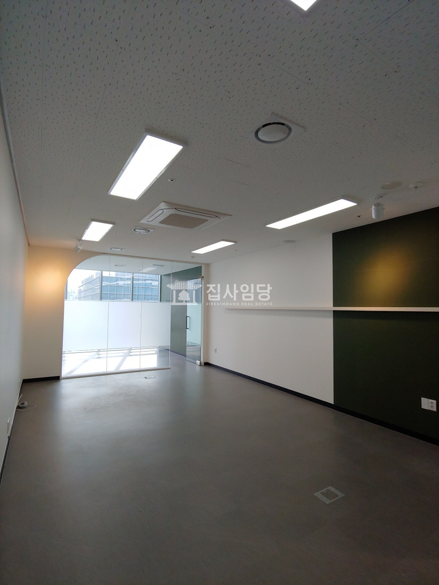 경기 안양동안구 호계동 데시앙 저렴 매매 전용28 풀인테리어 룸2개+사장실 매매 매물번호 10091 사진 5