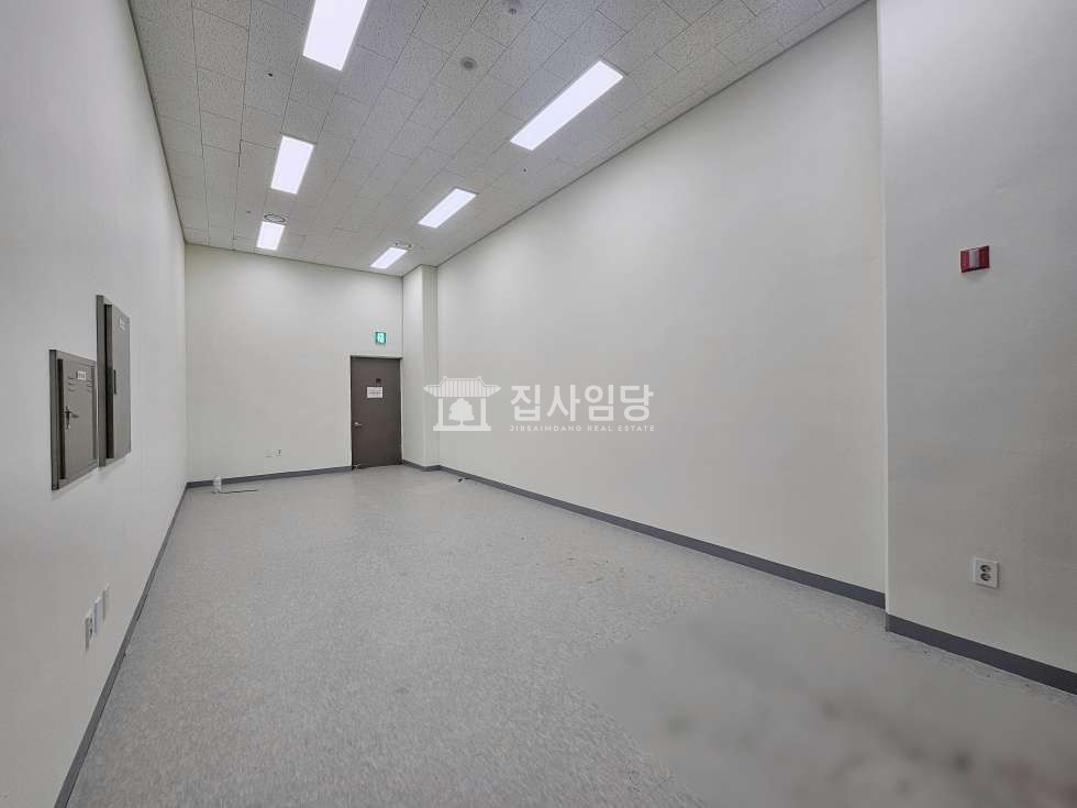 경기 안양동안구 관양동 911 1동 에이스하이테크시티평촌 1층 전용 11평 소형 상가 임대 월세 매물번호 10096 사진 1