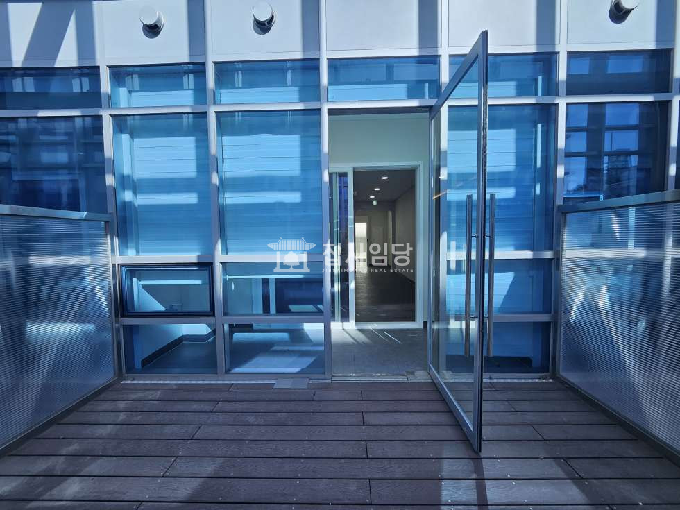 경기 안양동안구 관양동 LDC비즈타워 실사ok 11p 풀인테리어 싱크대 단독테라스有 월세 매물번호 10147 사진 7