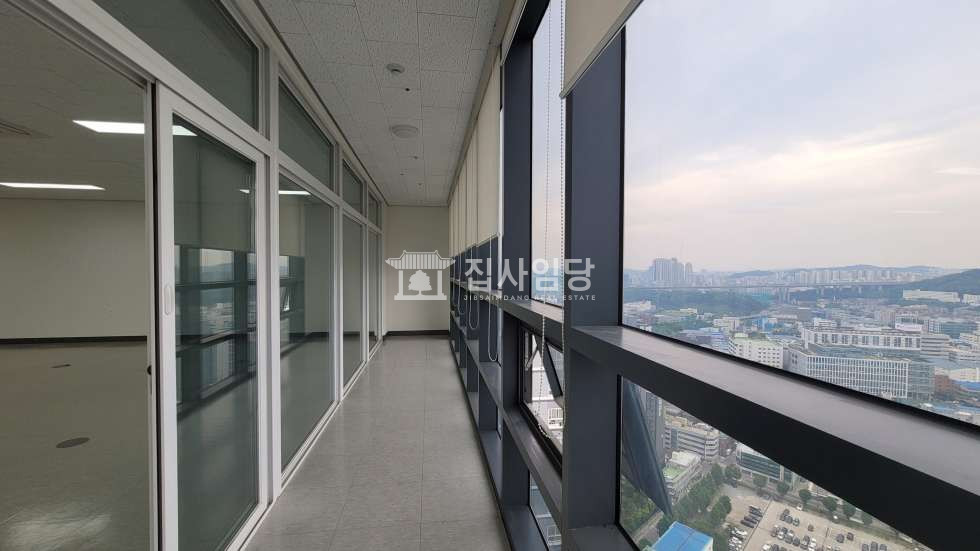 경기 안양만안구 안양동 안양아이에스BIZ타워센트럴동 안양IS 귀한 코너호실 실사용32p 사무실 매매 매매 매물번호 10165 사진 5