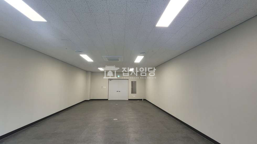 경기 안양동안구 관양동 평촌 인덕원 LDC비즈타워 20평 소형 사무실 임대 월세 매물번호 10156 사진 5