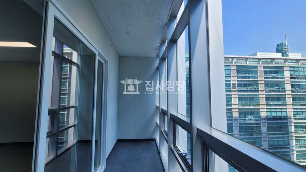 경기 안양동안구 관양동 평촌 인덕원 LDC비즈타워 20평 소형 사무실 임대 월세 매물번호 10156 사진 6