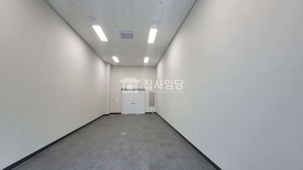 경기 안양동안구 관양동 인덕원 LDC비즈타워 14p 드라이브인 발코니 사무실 임대 월세 매물번호 10154 사진 4
