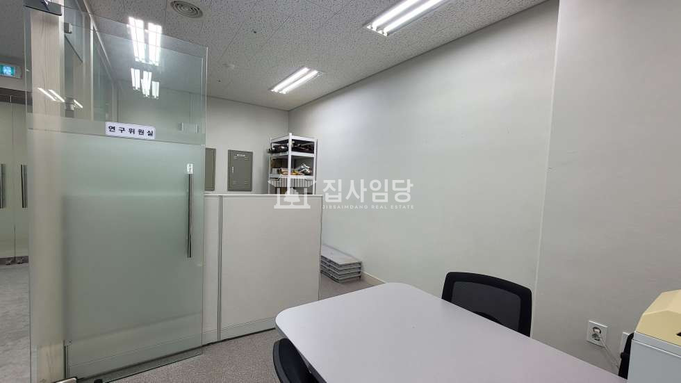경기 의왕시 포일동 공장(D)동 인덕원IT밸리 실사진ok 룸2 실사용 38평 사무실 임대 월세 매물번호 10169 사진 8