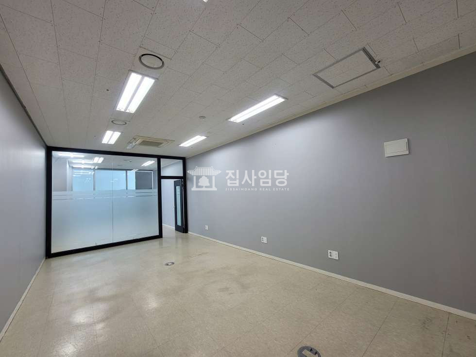경기 안양동안구 관양동 평촌 오비즈타워 실사용 15평 룸1 가성비 월세 월세 매물번호 10161 사진 1