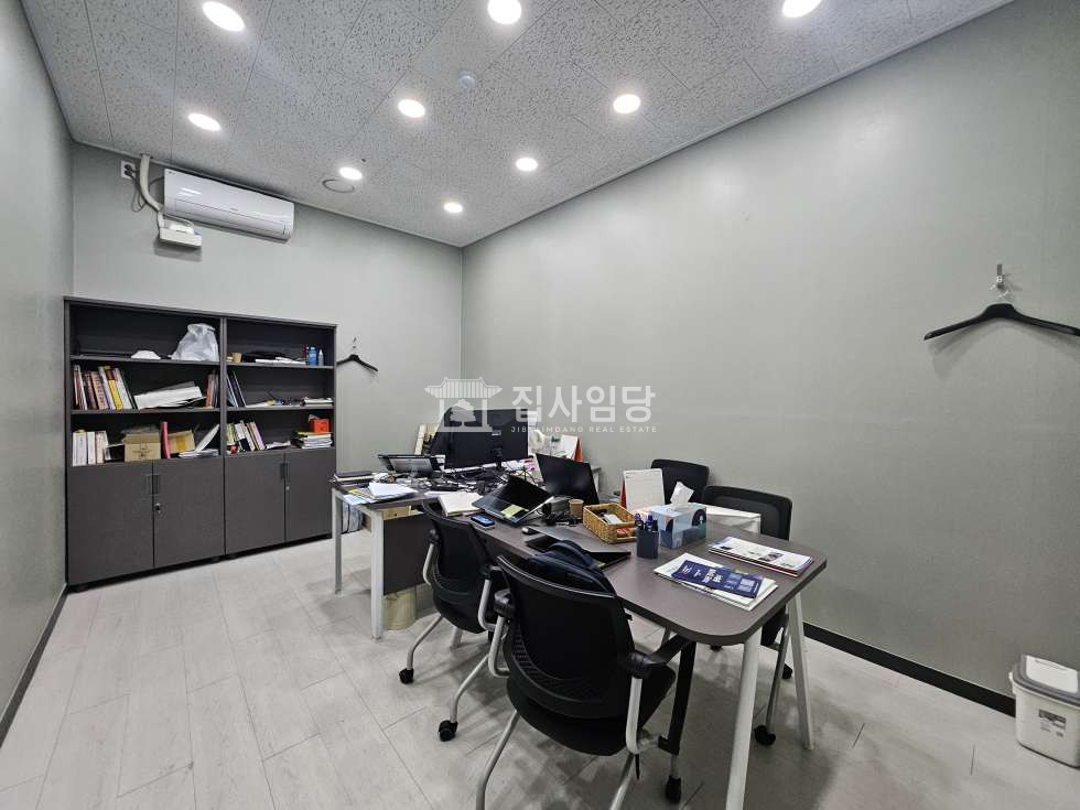 경기 안양동안구 관양동 하이필드 룸2개 도어투도어 34평 사무실 매매 매매 매물번호 10193 사진 3