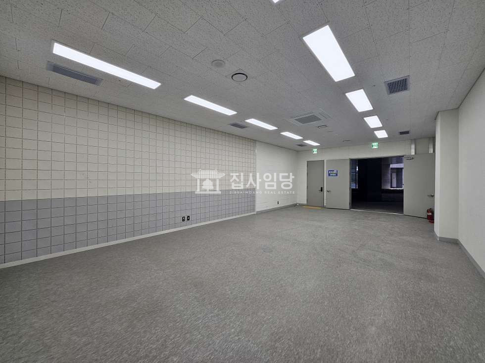 경기 안양동안구 평촌동 더리브디하우트 실사진有 신축 전용19 썬큰호실 도어투도어 인덕원 역세권 월세 매물번호 10203 사진 7