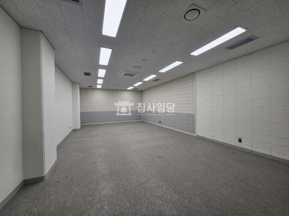 경기 안양동안구 평촌동 더리브디하우트 실사진有 신축 전용19 썬큰호실 도어투도어 인덕원 역세권 월세 매물번호 10203 사진 8