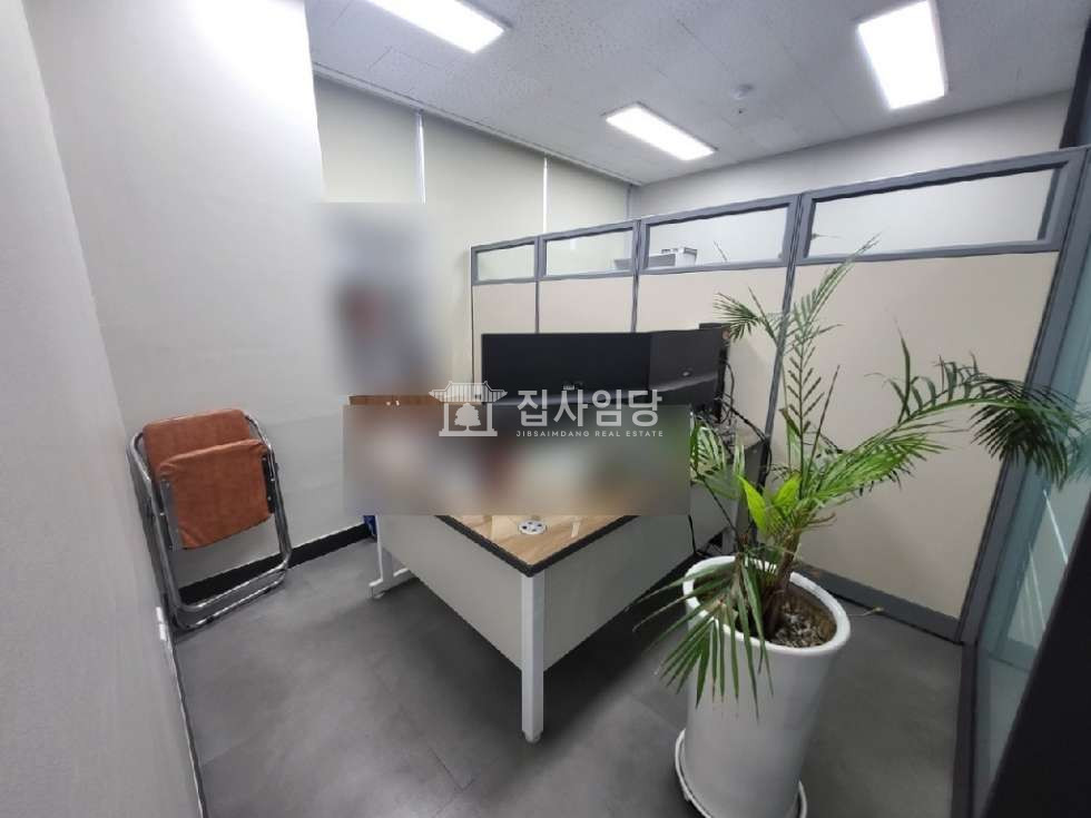 경기 안양동안구 관양동 인덕원성지스타위드동 인덕원성지 전용39 매매 코너호실 탕비실 룸5 매매 매물번호 10082 사진 3