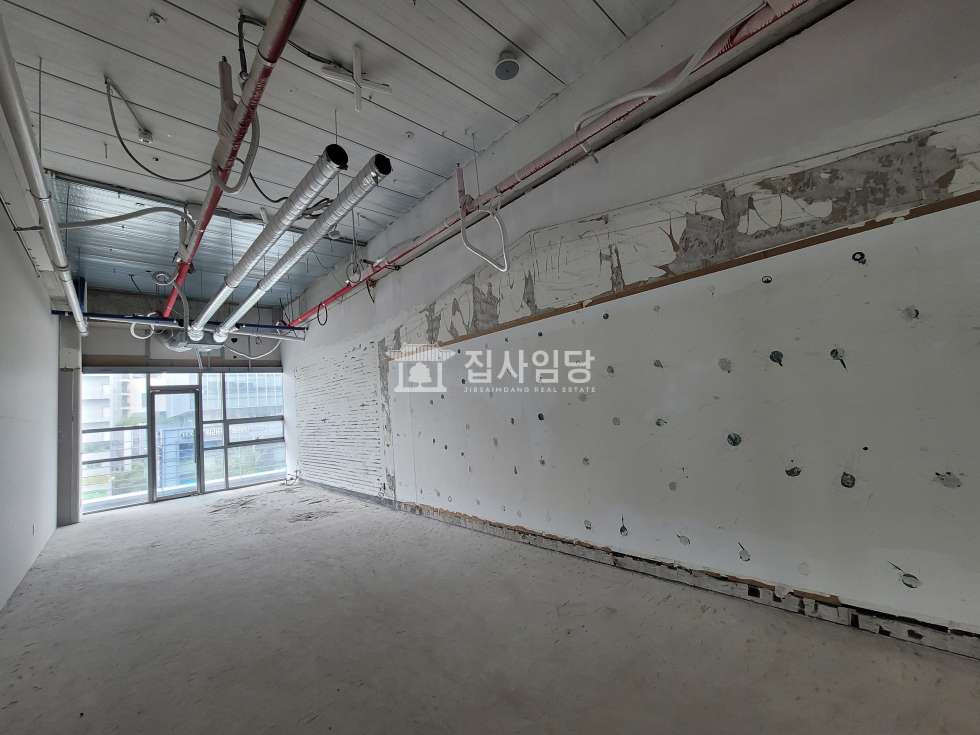 경기 안양동안구 관양동 W에이스타워 전용15평 간판 노출 좋은 근생 상가 월세 매물번호 10271 사진 3