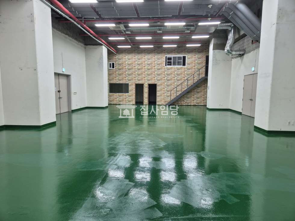 경기 안양동안구 관양동 오비즈타워 실100평 드라이브인 도어투도어 상하차 편리한 복층 임대 월세 매물번호 10276 사진 1