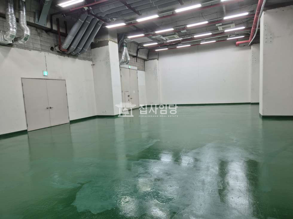 경기 안양동안구 관양동 오비즈타워 실100평 드라이브인 도어투도어 상하차 편리한 복층 임대 월세 매물번호 10276 사진 5