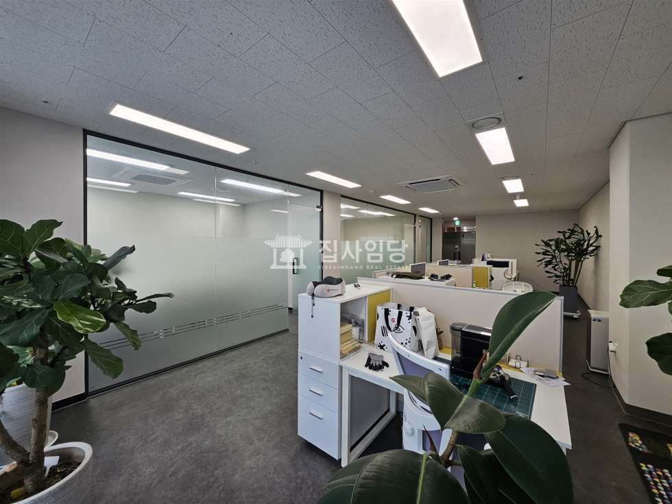 경기 안양동안구 관양동 1동 에이스하이테크시티평촌 실30평 남향 단독테라스 룸3 풀인테리어 매매 매매 매물번호 10294 사진 2